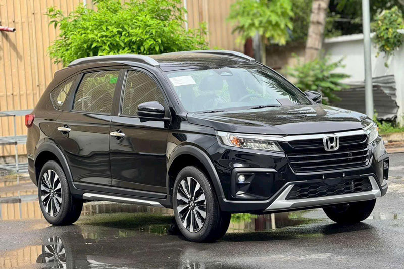 Đối thủ của Mitsubishi Xpander giảm giá hấp dẫn tại Việt Nam