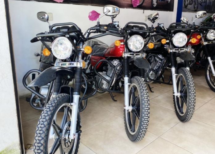 Suzuki mở bán ‘huyền thoại côn tay’ 125cc mới giá 36 triệu đồng: Rẻ hơn cả Honda Winner X và Exciter