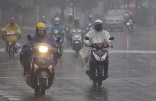 Thời tiết miền Bắc liên tục đón không khí lạnh, người dân Hà Nội đón kiểu thời tiết gây ‘khó chịu’