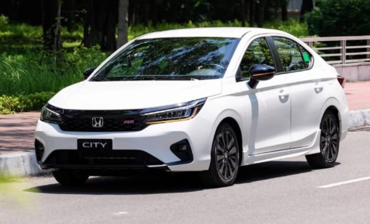 Toyota Vios sẩy chân, Honda City leo hạng trong cuộc đua doanh số đầu năm