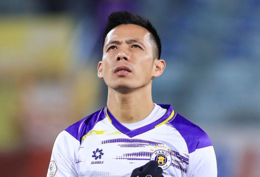 Nhận đặc quyền từ bầu Hiển, Văn Quyết vượt mặt Quang Hải để đi vào lịch sử bóng đá Việt Nam