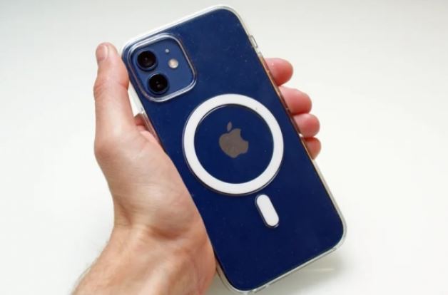 Quên iPhone SE 4 đi, iPhone 11, iPhone 12 và iPhone 13 đang rẻ như cho sau Tết trang bị vẫn cực ngon