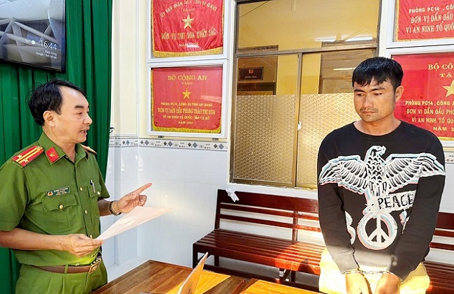 An Giang: Tạm giữ hình sự 9 đối tượng cướp giật tại chùa Kim Tiên