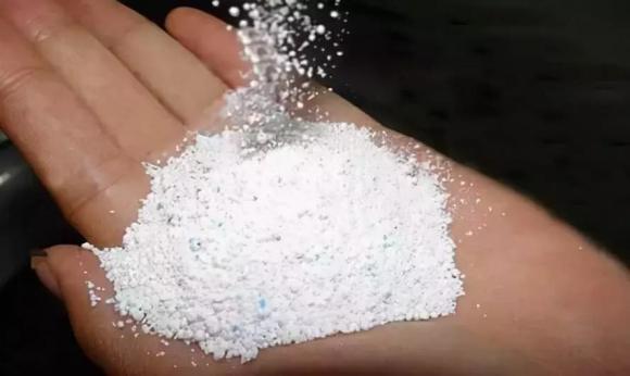 Loại nào giặt sạch hơn, bột giặt hay nước giặt? Sự khác biệt là rõ ràng, đừng sử dụng sai trong tương lai