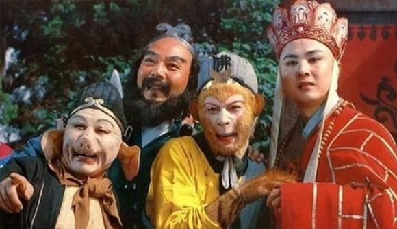 Dàn sao “Tây du ký” sau 39 năm: Người hạnh phúc bên vợ tỷ phú, kẻ chật vật đi hát hội chợ mưu sinh