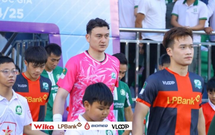 Đặng Văn Lâm đón niềm vui kép, HLV Kim Sang-sik có thay đổi cực lớn với ĐT Việt Nam?