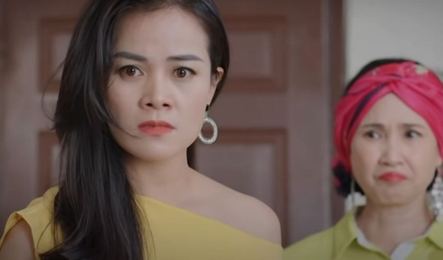 Tiểu tam táo tợn vào nhà, mẹ chồng chỉ nói 3 câu đã khiến ả khiếp vía bỏ chạy!