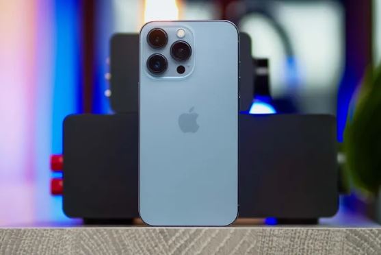 iPhone 13 Pro rẻ như bèo sau Tết, trang bị át via iPhone 16e mới, nhưng tiết kiệm hơn 7 triệu đồng