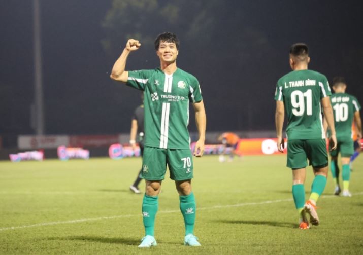 Công Phượng báo tin sét đánh, Bình Phước chốt người thay thế gây ngỡ ngàng