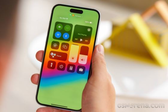 Đây là vua iPhone màn lớn giá rẻ mới, độ ngon ăn đứt iPhone 16e, rẻ hơn nhiều Galaxy S24 Ultra