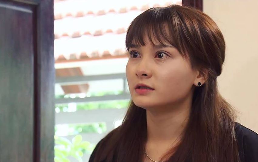 Hoảng hốt khi thấy cánh hoa nổi lềnh bềnh trong bát canh, tôi lao vào nhà tắm và phát hiện ra sự nhầm lẫn tai hại của mẹ chồng!