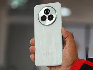 Smartphone chống nước, chip Snapdragon 7s Gen 3, RAM 12 GB, pin 6.000mAh, sạc 80W, giá gần 7 triệu đồng