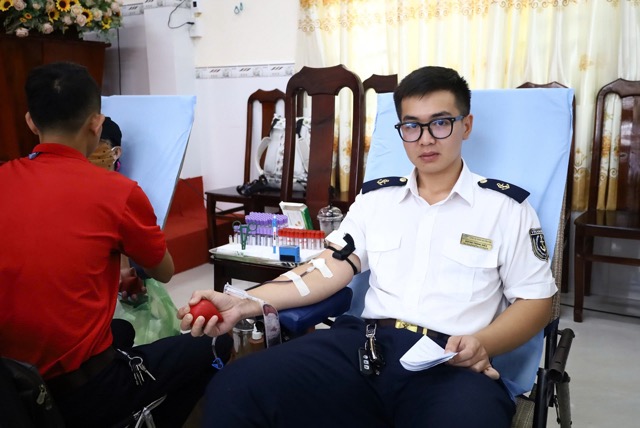 Ngày hội hiến máu Cần Thơ 2025: Giọt hồng cho đi, trao đời sự sống