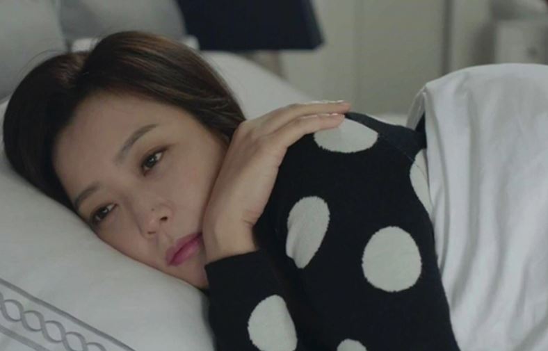 Bi kịch sau cánh cửa phòng sinh: Câu nói lạnh lùng của mẹ chồng khiến tôi quyết ly hôn ngay sau sinh