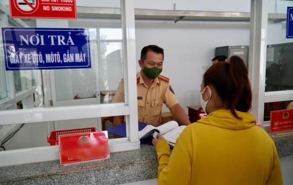 Sang tên xe máy không cần chủ cũ hóa ra làm rất đơn giản, chỉ tốn 100 nghìn đồng