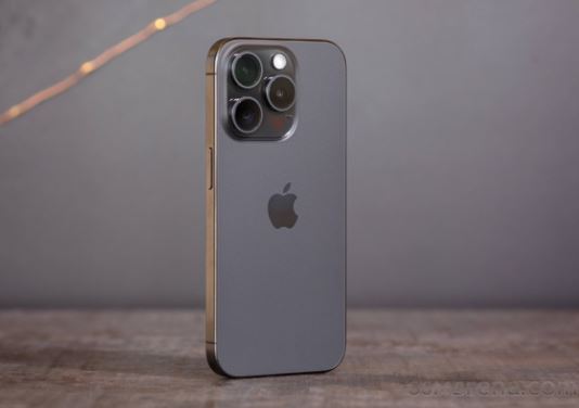 Chiến thần iPhone 15 Pro giảm sâu, rẻ hơn iPhone 16 Pro Max 10 triệu kém rất ít