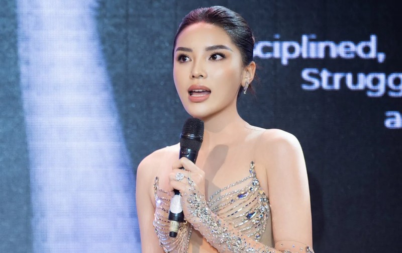 Bị chê ăn mặc xuề xòa kém lịch sự, Hoa hậu Kỳ Duyên phản ứng thế nào?