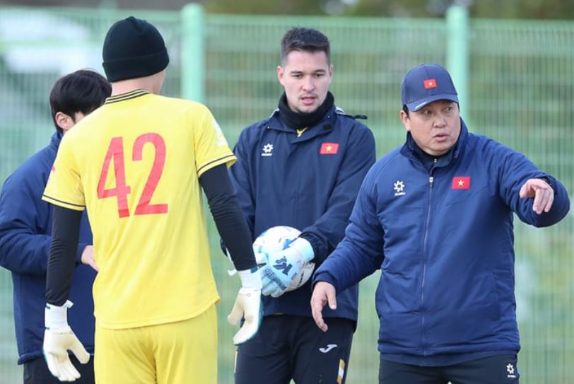 Filip Nguyễn nhận 'gáo nước lạnh' từ HLV Kim, trụ cột CLB CAHN hết cửa bắt chính tại ĐT Việt Nam?