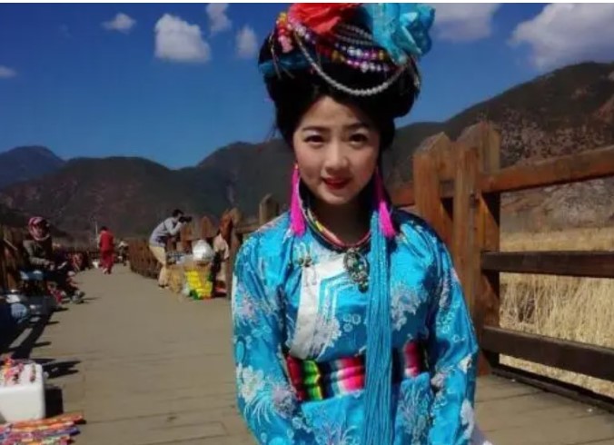 Bộ tộc kỳ lạ nhất Trung Quốc: Phụ nữ không bao giờ kết hôn mà lại dùng cách này để nối dõi tông đường