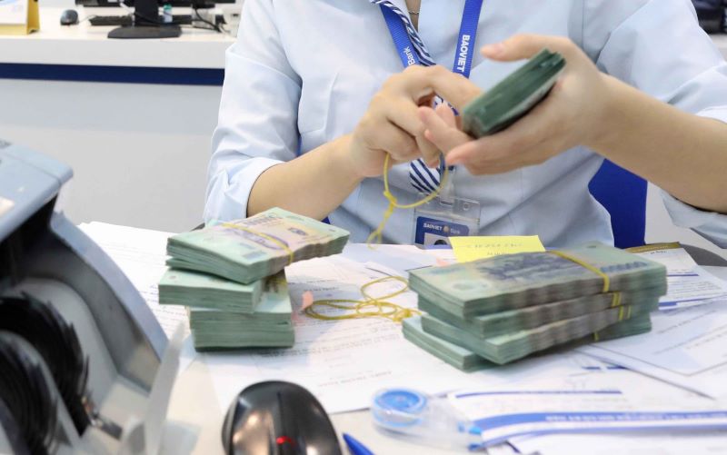 Xử nghiêm các tổ chức tín dụng cạnh tranh lãi suất không lành mạnh