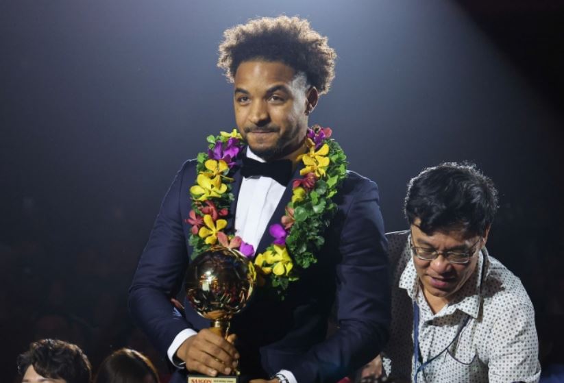 Lỡ hẹn với QBV Việt Nam 2024, Nguyễn Xuân Son bất ngờ gửi thông điệp đầy sức nặng