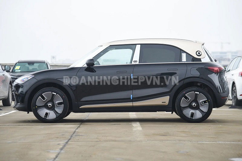 SUV công suất 268 mã lực, thiết kế ấn tượng, sản xuất giới hạn 500 chiếc, giá gần 720 triệu đồng