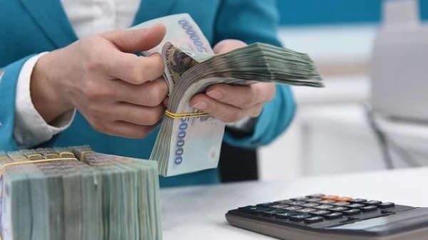 Nền kinh tế vẫn phụ thuộc lớn vào tín dụng ngân hàng