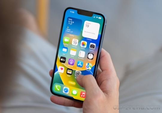 iPhone 14 giảm chạm đáy cuối tháng 2, là iPhone tai thỏ hoàn thiện nhất, trang bị xịn chiến đẹp Galaxy S24