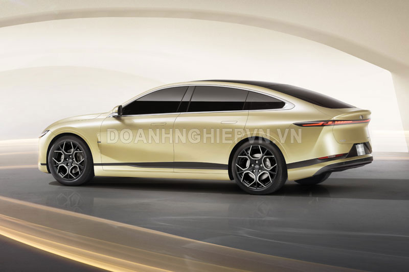 Xe sedan hạng D siêu tiết kiệm xăng, trang bị ‘đỉnh nóc’, giá ngang Hyundai Grand i10