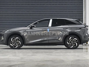 SUV hạng C, công suất 352 mã lực, ‘uống xăng như ngửi’, giá từ 557 triệu đồng