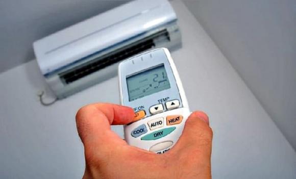 Bật điều hòa để chống nồm: Hãy làm theo cách này, không lo tăng tiền điện mà vẫn có thể dùng thoải mái