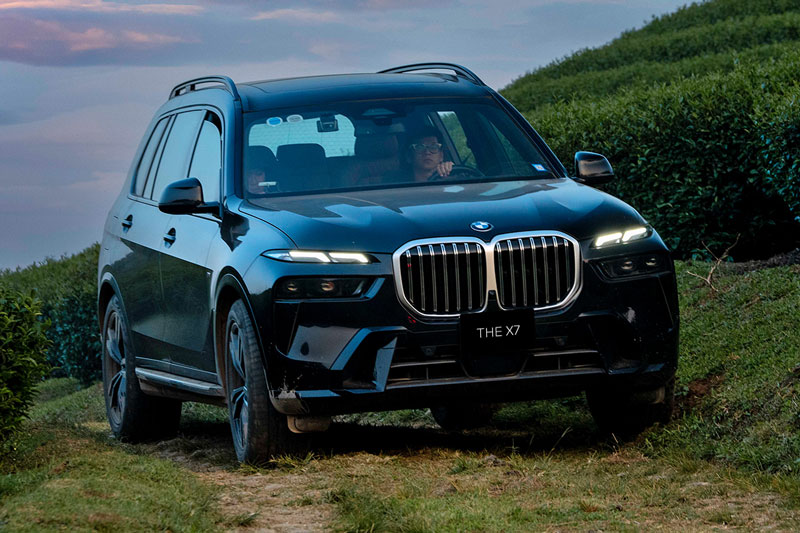 Bảng giá xe BMW tháng 3/2025: Ưu đãi hấp dẫn