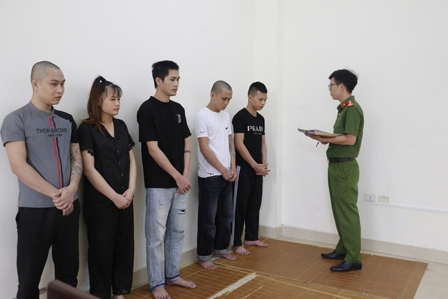 Cảnh giác với kịch bản 'lãi trước lỗ sau'