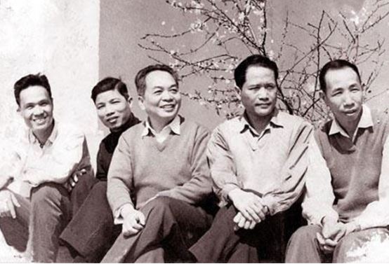 Gia đình đại trí thức duy nhất ở Việt Nam có 3 chàng rể làm tướng: 1 người vang danh thế giới, bố vợ là ai?