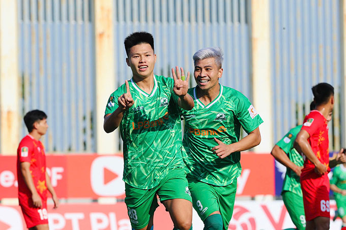 Bao gi&#x1EDD; Ph&#xF9; &#x110;&#x1ED5;ng Ninh B&#xEC;nh l&#xEA;n h&#x1EA1;ng, C&#xF4;ng Ph&#x1B0;&#x1EE3;ng l&#x1EA1;i ph&#x1EA3;i ch&#x1A1;i &#x1EDF; h&#x1EA1;ng Nh&#x1EA5;t? 