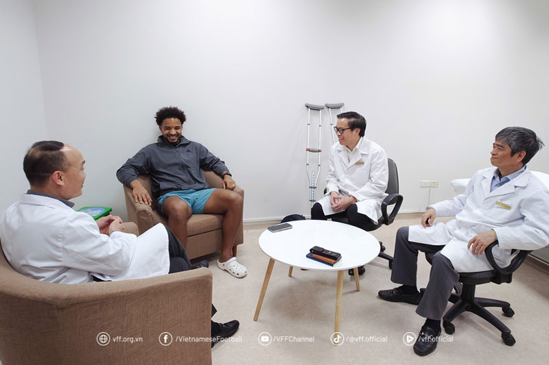 VFF báo tin vui về chấn thương của Xuân Son và Tấn Tài