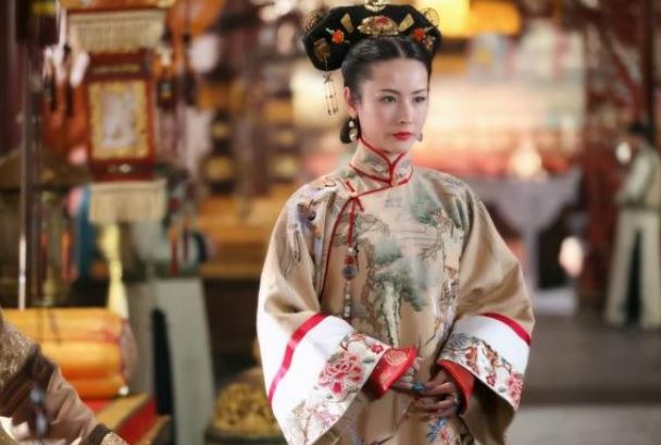 Ch&#xE2;n dung phi t&#x1EA7;n 78 tu&#x1ED5;i v&#x1EAB;n &#x111;&#x1B0;&#x1EE3;c C&#xE0;n Long g&#x1ECD;i v&#xE0;o th&#x1ECB; t&#x1EA9;m: Khi&#x1EBF;n th&#xE1;i gi&#xE1;m lo ngay ng&#xE1;y