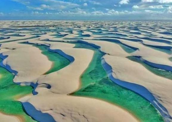 Sa mạc 'kì lạ' nhất trên trái đất: Nước nhiều hơn cát, không có cỏ mọc nhưng lại có những ao đầy cá và tôm