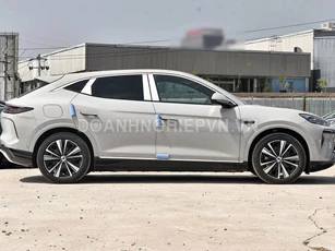 SUV thiết kế cá tính, công suất 530 mã lực, trang bị ‘đỉnh nóc’, giá ngang Toyota Corolla Cross
