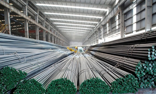 Rào cản thương mại mới của các nước lớn đẩy ngành thép vào thế khó