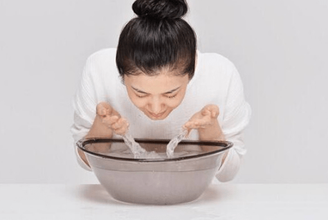 Nước vo gạo đừng đổ đi nữa, học được mấy công dụng tuyệt vời này hàng xóm đều khen bạn