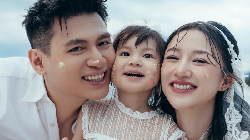 Hải Long và Salim tung bộ ảnh cưới đong đầy hạnh phúc trước thềm hôn lễ