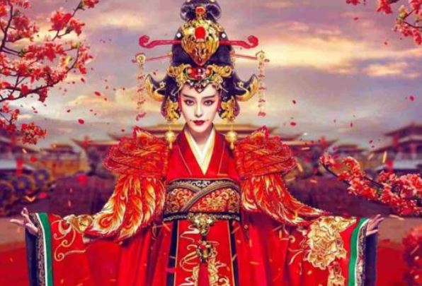 Người phụ nữ giàu nhất lịch sử nhân loại là ai? Vượt xa tổng tài sản của tỷ phú Elon Musk, Jeff Bezos và Mukesh Ambani cộng lại