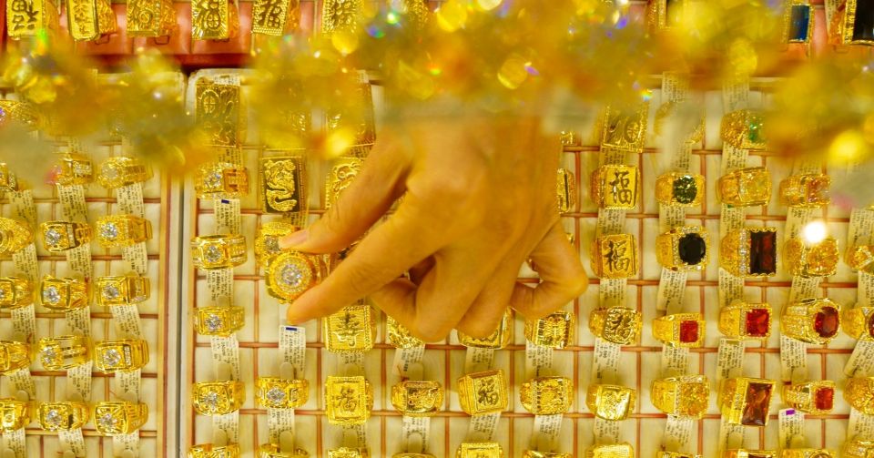 Giá vàng ngày 7/3/2025: Ổn định dù giá thế giới giảm 