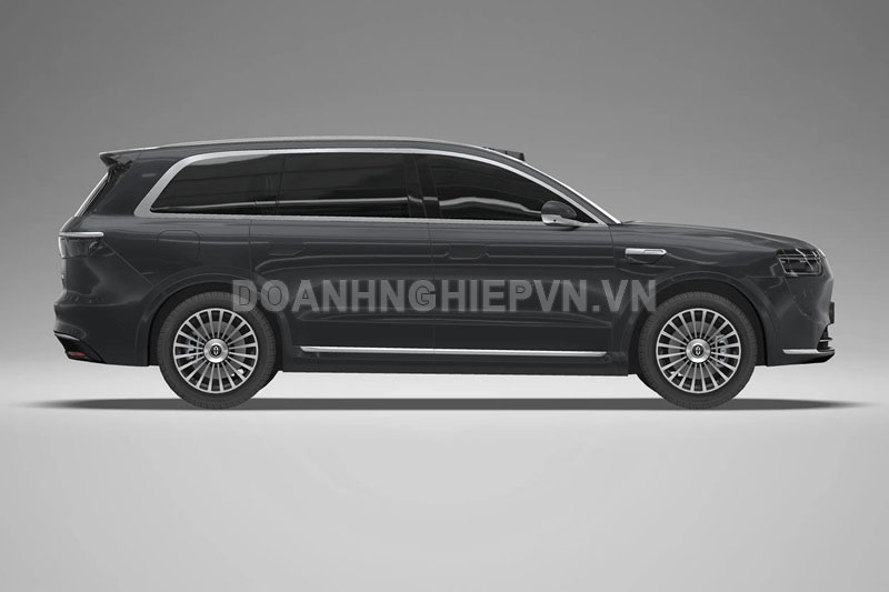 SUV dài gần 5,2 mét, công suất 526 mã lực, nội thất siêu sang, giá gần 1,3 tỷ đồng