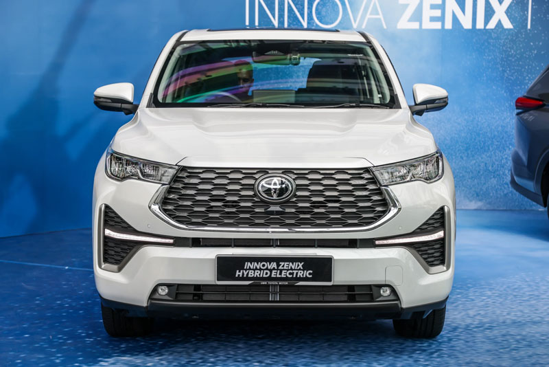 Mitsubishi Xpander kém xa Toyota Innova về doanh số