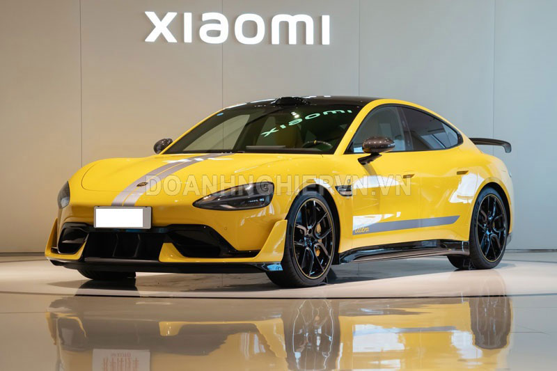 Cận cảnh vẻ đẹp tuyệt mỹ của Xiaomi SU7 Ultra: Công suất 1.526 mã lực, trang bị như siêu xe, giá ngang xe sang