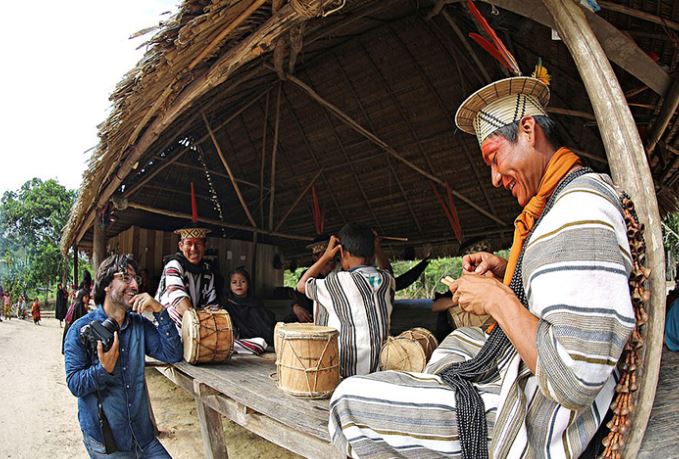 Chiêm ngưỡng bộ ảnh tuyệt đẹp về bộ lạc thổ dân tại rừng mưa nhiệt đới Amazon