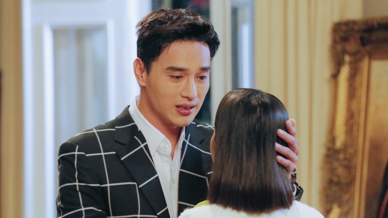 Nhiều sao Hàn tự tử, Thuận Nguyễn: “Showbiz Việt cũng có thể xảy ra tình huống tương tự” 