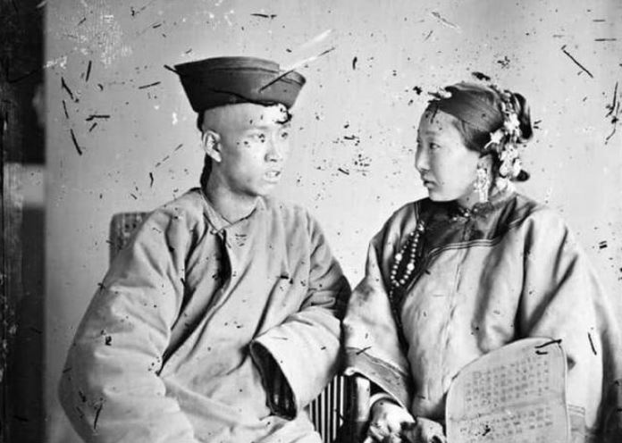 Vì sao đàn ông nghèo thời xưa hiếm khi "ế vợ"?